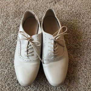 Old Navy Cream Oxfords